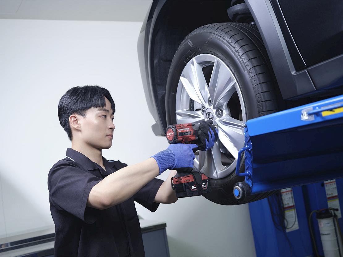 lexus 260106 2 W1110