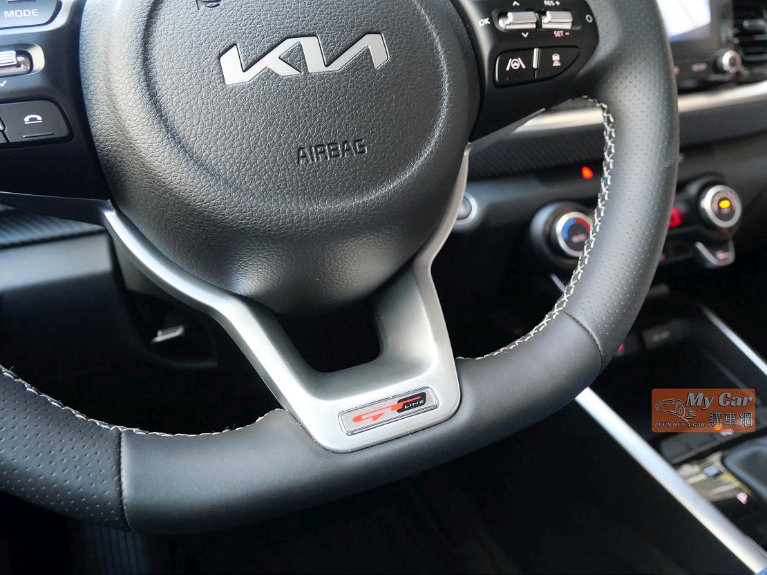 kia 220829 12 W1110