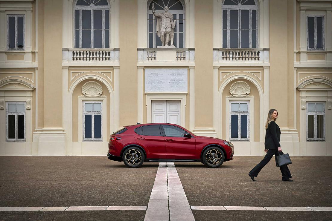 AlfaRomeo 250915 7 W1110