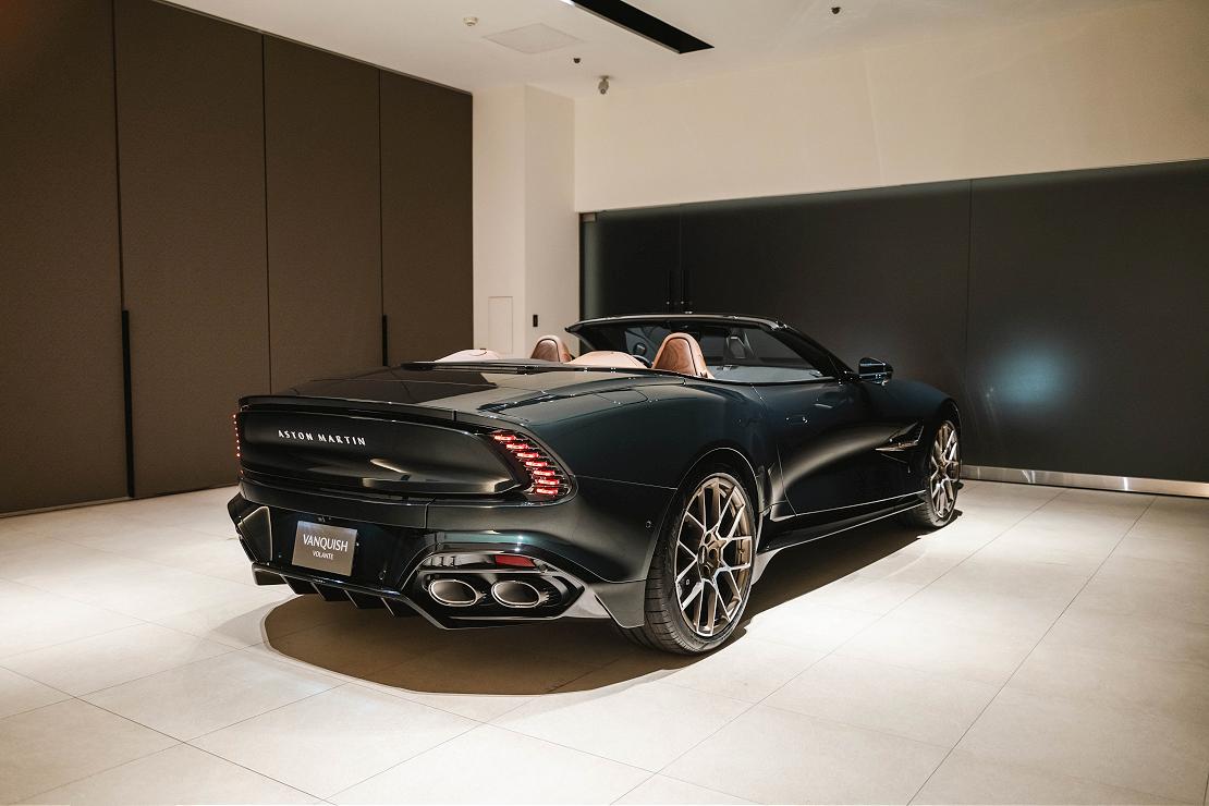 astonmartin 260326 20 W1110